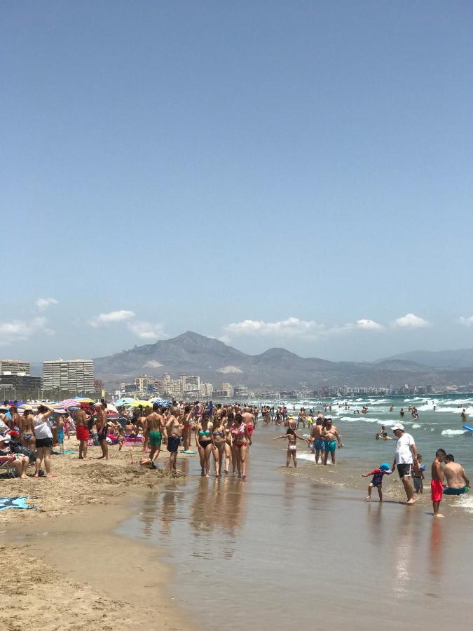 Playa Dos Avenidas Alicante Esterno foto